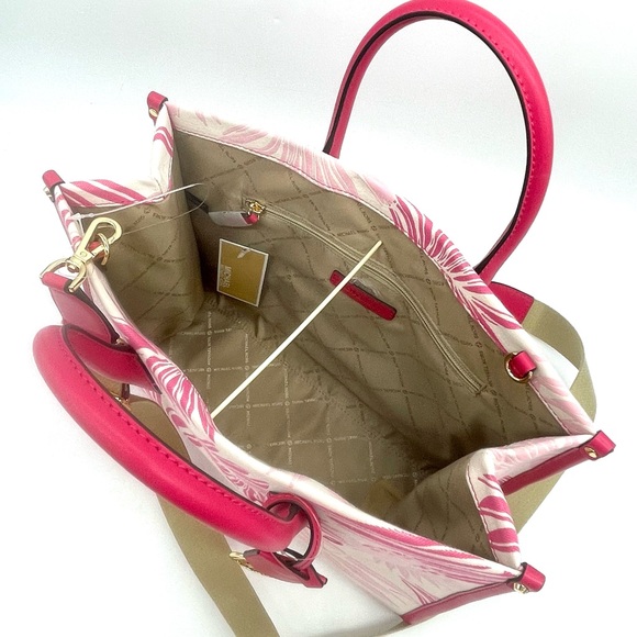 Michael Kors Mirella Medium EW Tote Crossbody Bag - Picture 5 of 9